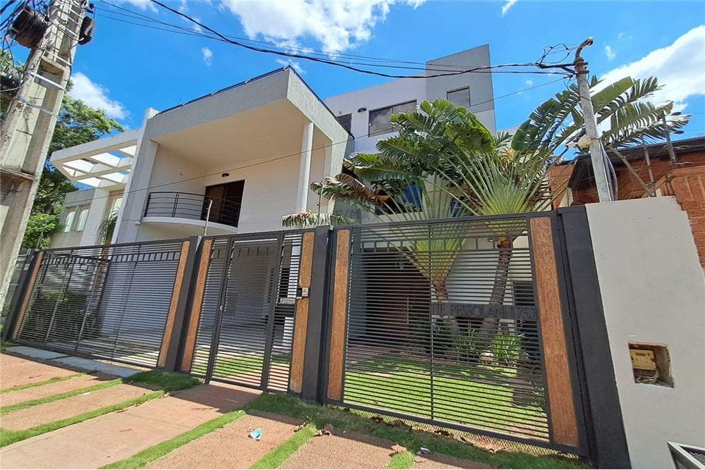 hermosa residencia en Mburucuyá, foto 3