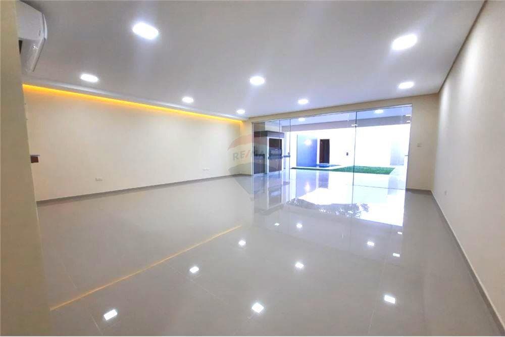 dúplex de 4 dorm enAsunción, Mburucuyá, foto 2