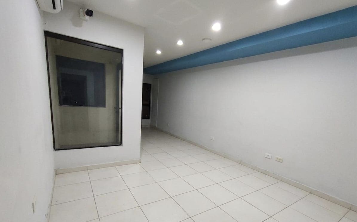 Casa con Salón Independiente en Lambaré | Piscina | Gs. 5.000.000, foto 3