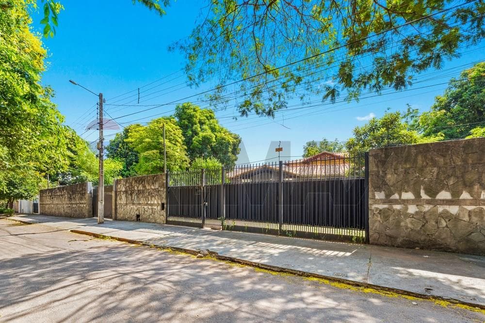 Casa venta Fernando de la Mora, foto 1