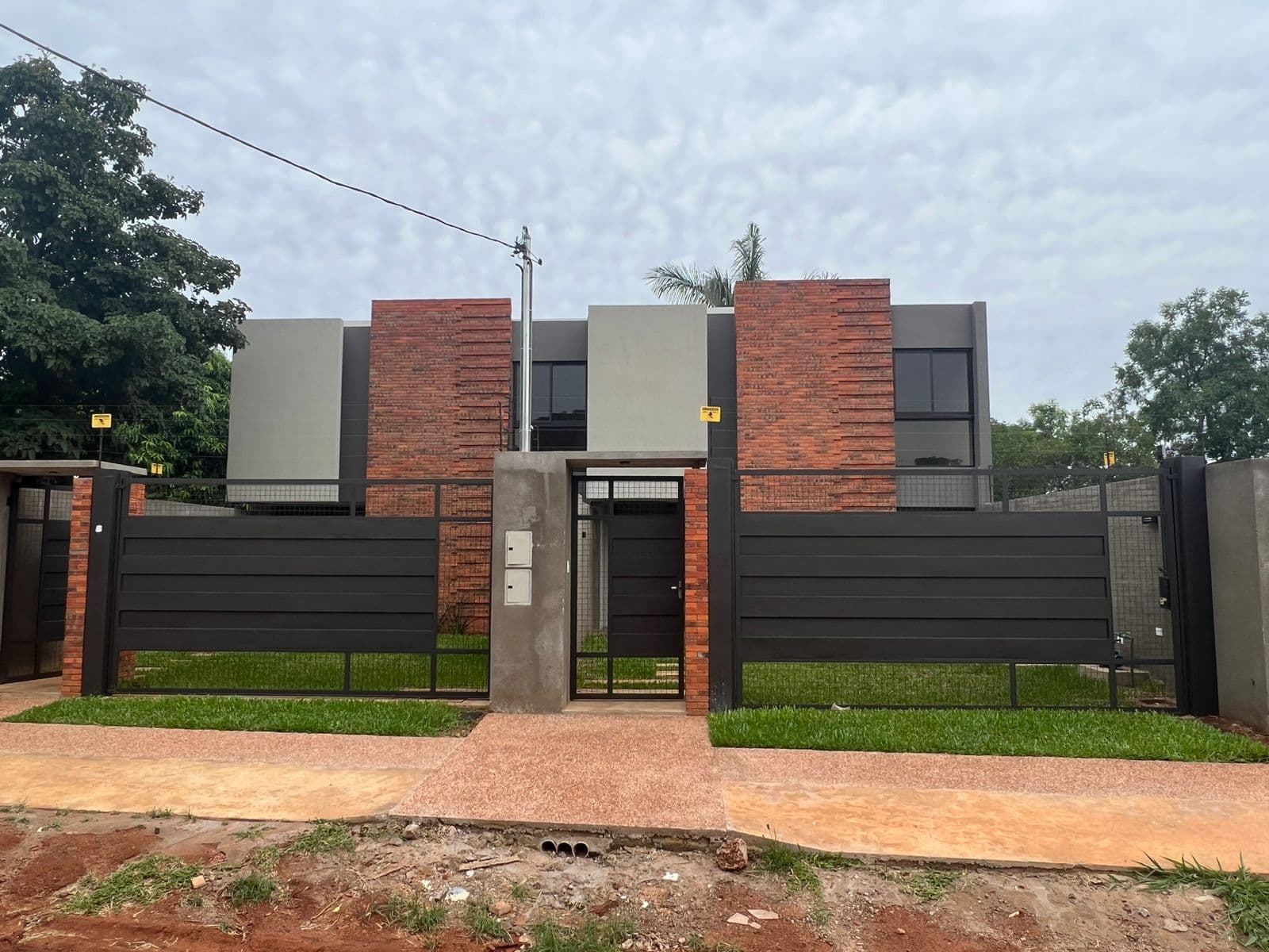 Vendo dúplex a estrenar en Luque zona jardin de oro