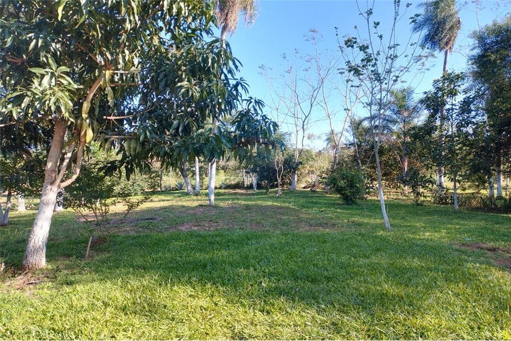 Casa con 4 terrenos en Guayibity 1 - Itaugua, foto 1