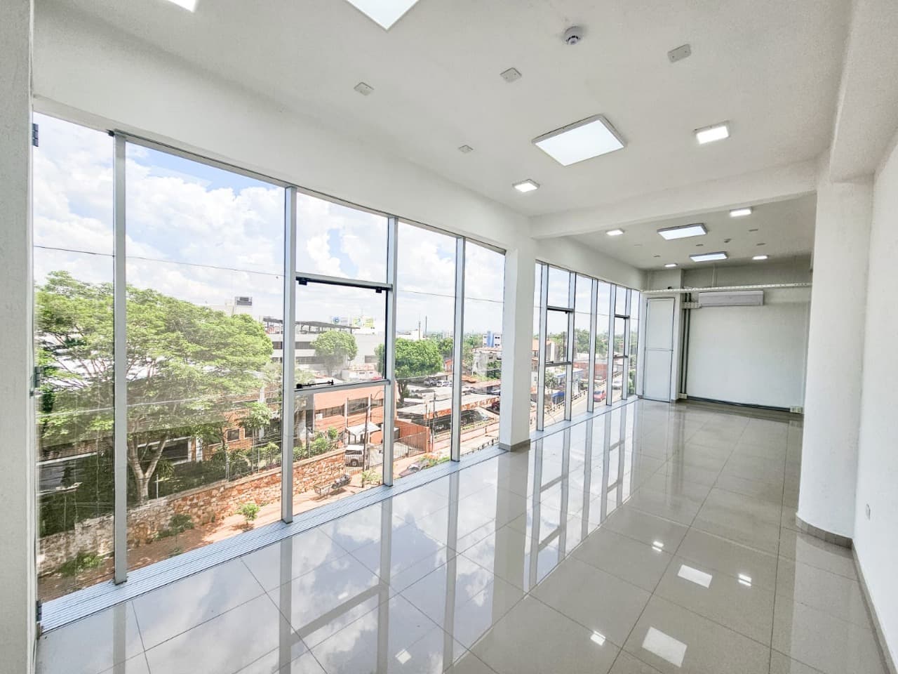 Oficina corporativa zona av. Rca. Argentina, foto 4