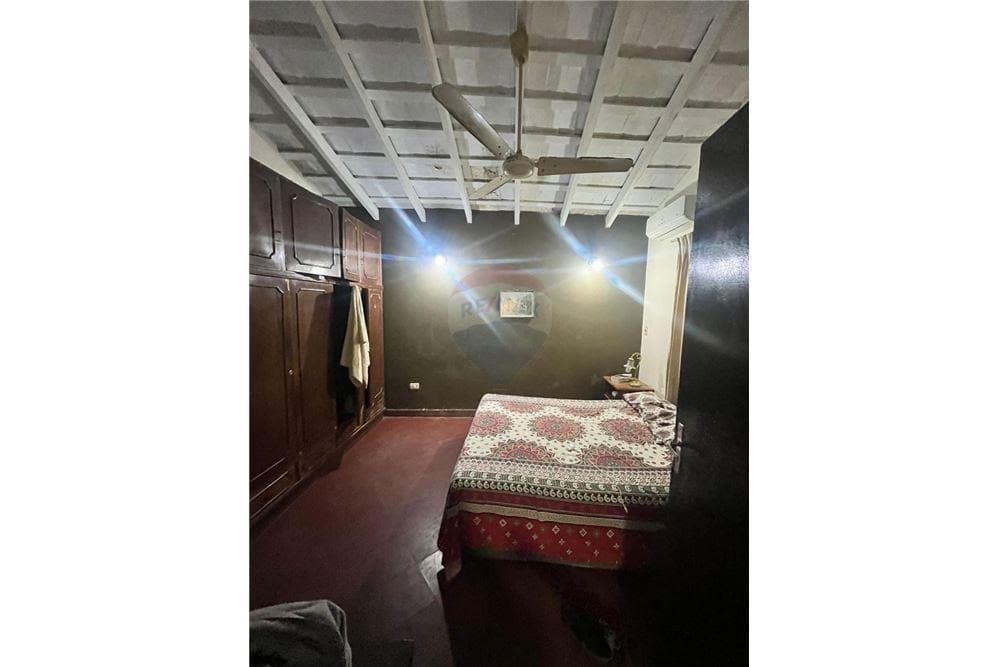 Casa con salon comercial sobre cacique lambare, foto 5