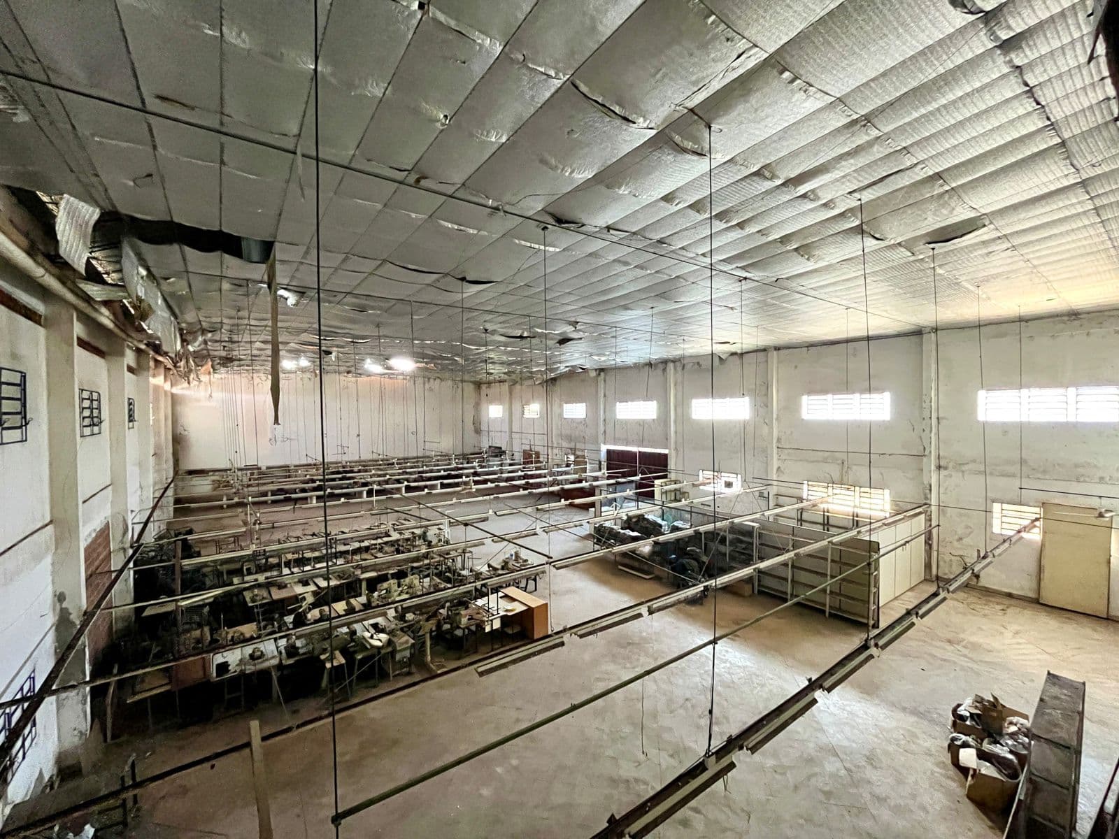 En alquiler, depósito con oficinas en Fdo. Zona Sur 1346m2, foto 4