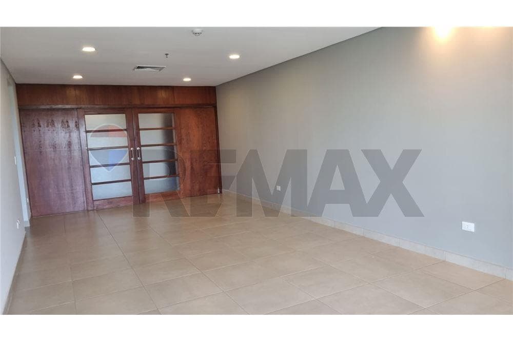 Departamento de 4 dorm. En torre spano, foto 4