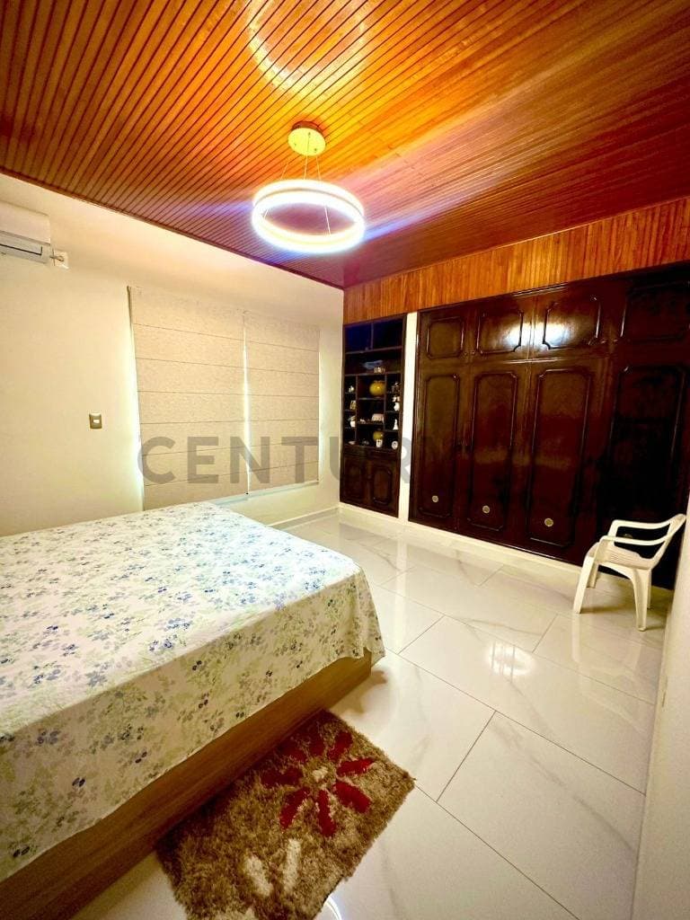 En Alquiler Casa Amoblada en Ycua Sati — foto 3
