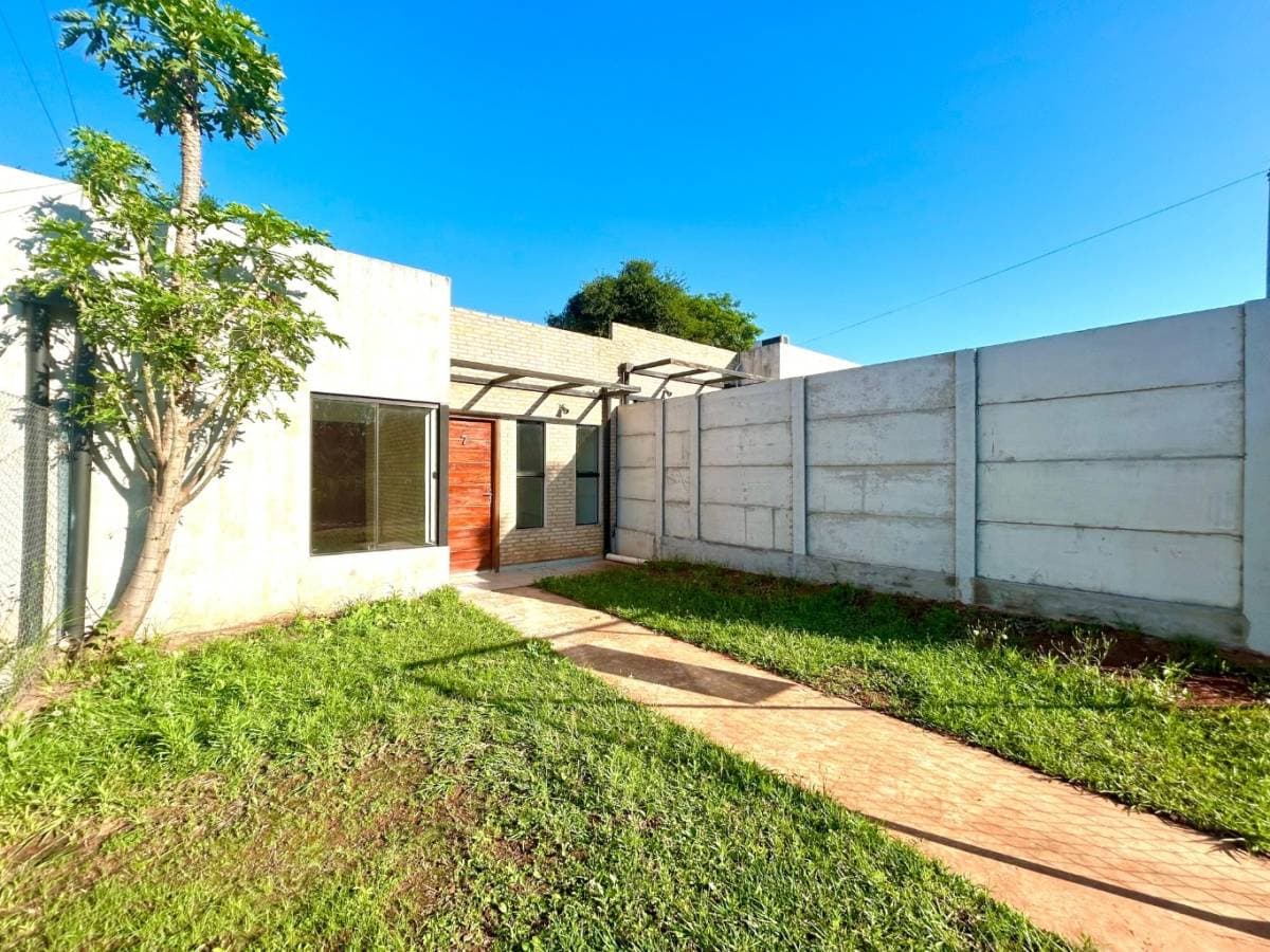 Hermoso duplex en Luque, foto 2