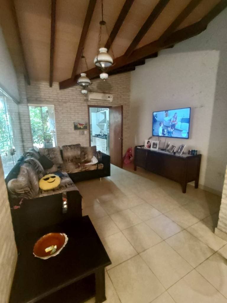 Vendo casa en barrio villa aurelia