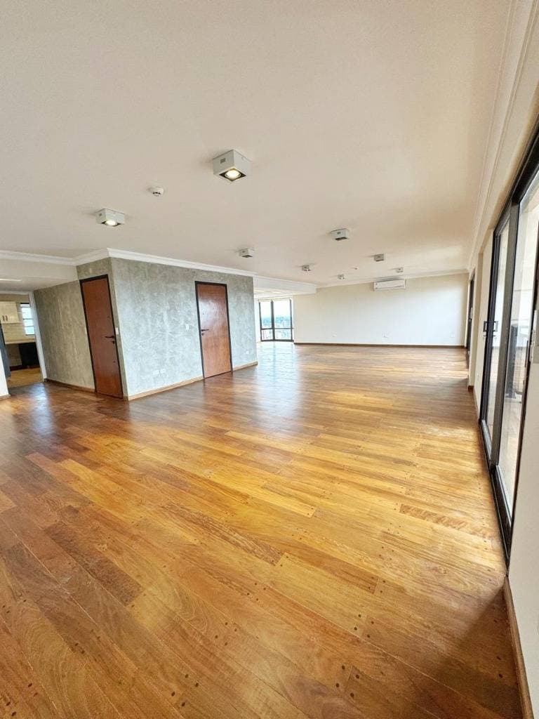 Departamento renovado-piso entero en el edif. Wilson, foto 4