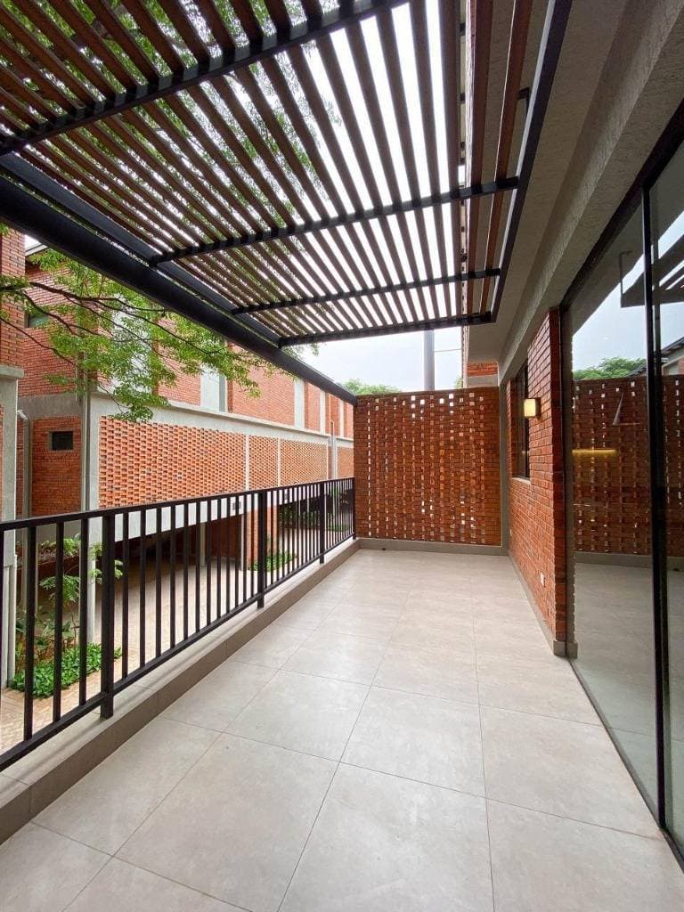 Duplex en Fernando de la Mora- zona laguna grande, foto 4