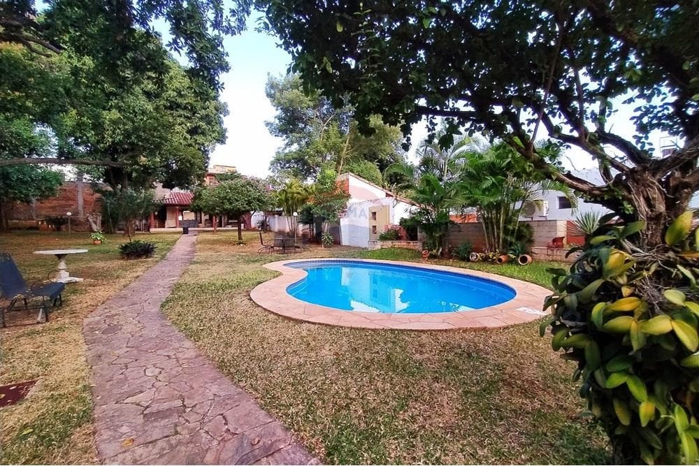 Residencia en venta en bº Recoleta – alta exposición y potencial de desarrollo, foto 3
