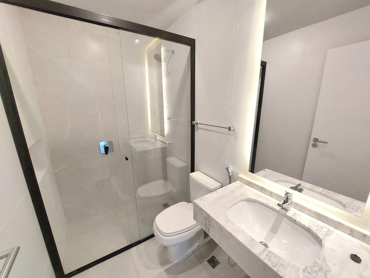 Departamento de 1 dormitorio tipo duplex - edificio marquis Villa Morra — foto 4