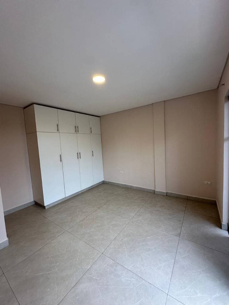 Hermoso Dúplex en Lambaré de tres habitaciones, foto 2