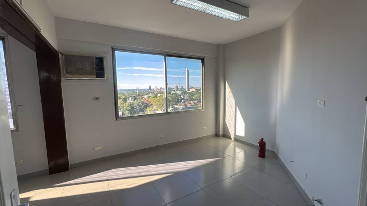 Consultorio medico en edif medico profesional, san roque - id 50314, foto 4