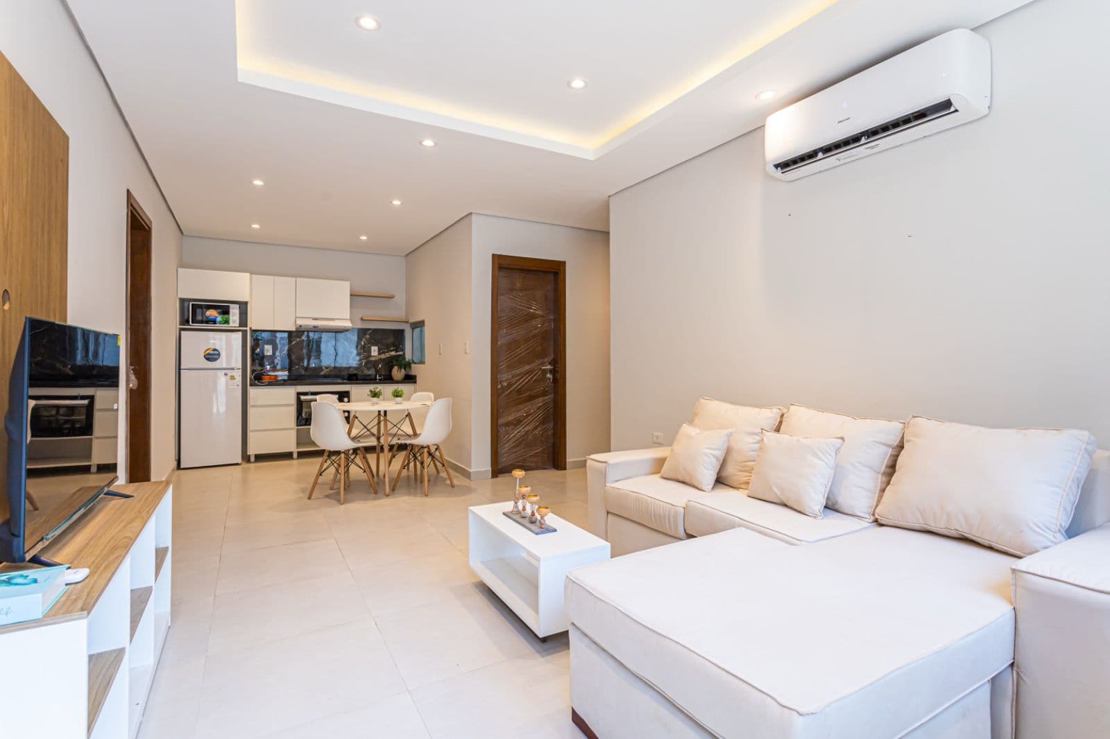 Chalet de 3 dormitorios en barrio cerrado los castaños, foto 4