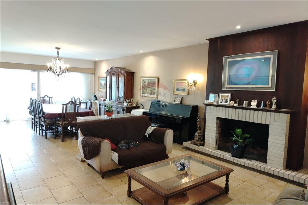 Casa venta Pinoza sobre General Santos, foto 4