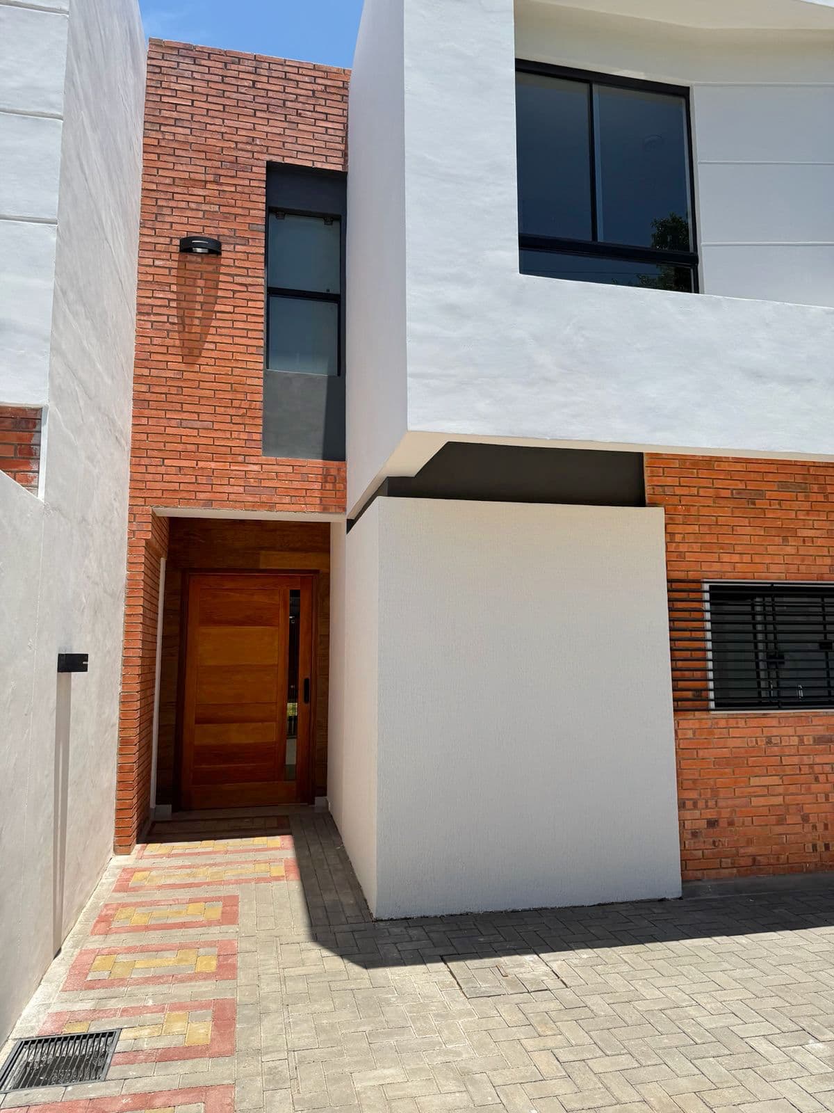 Alquilo hermoso dúplex a estrenar en barrio Recoleta