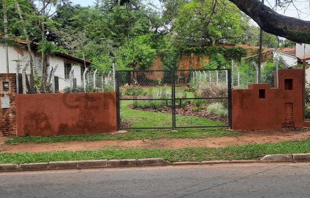 Terreno en San Lorenzo – Zona Ochsi