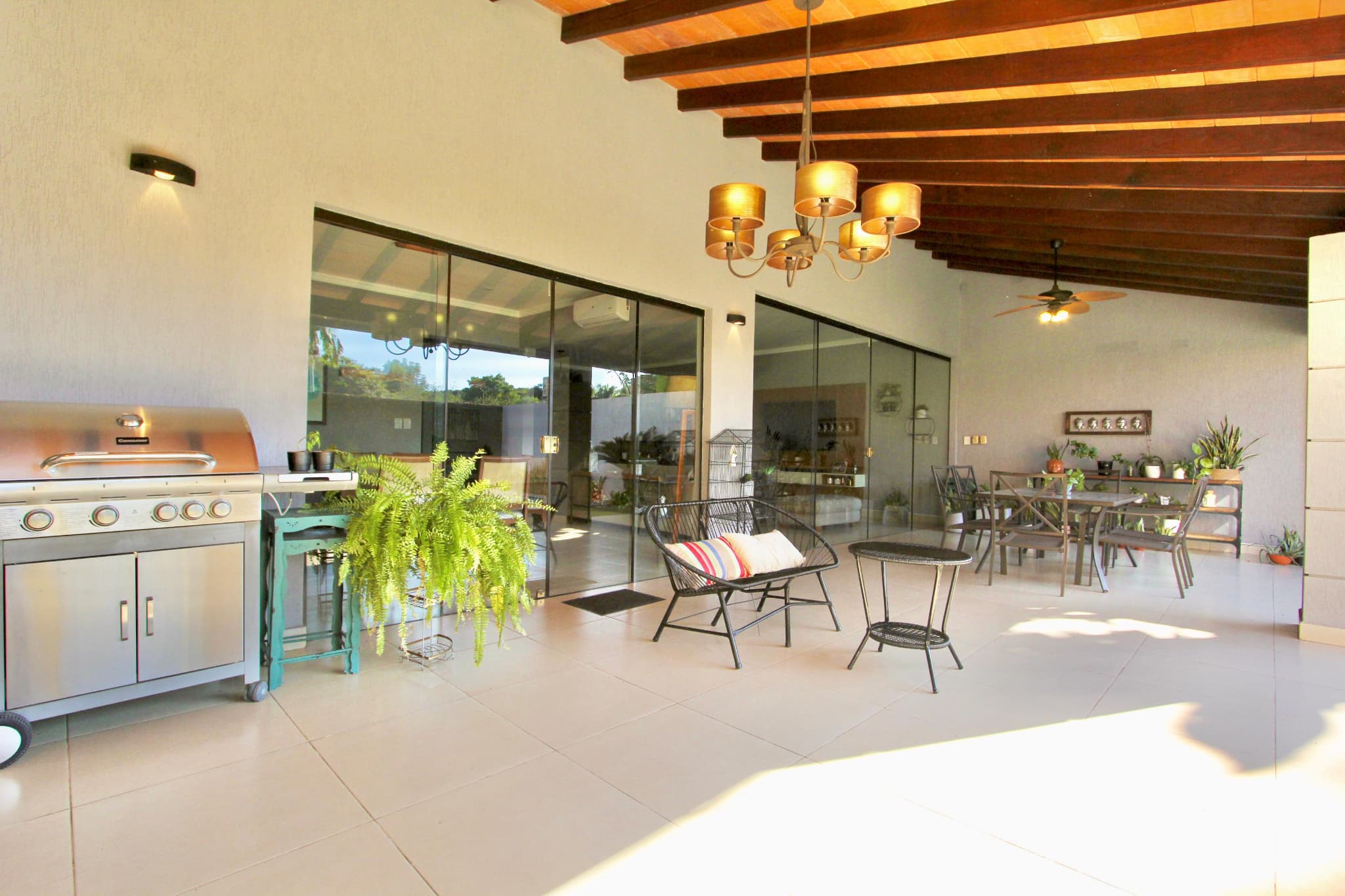 Exclusiva Casa Amoblada Con Piscina Y Quincho En Barrio San Jorge, foto 5