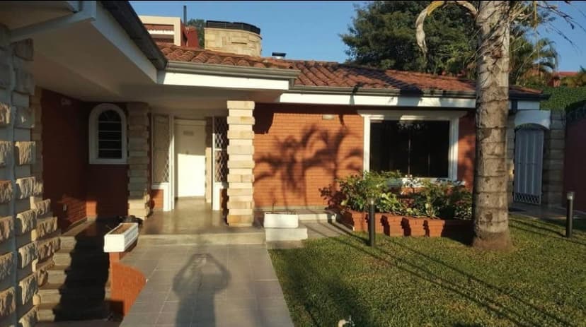 Vendo Hermosa Residencia zona Ex Caracol