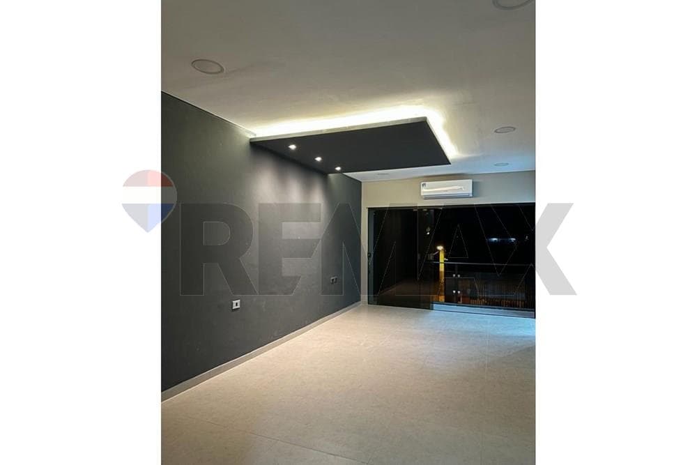 Moderno dúplex con piscina en Fernando de la Mora, foto 2
