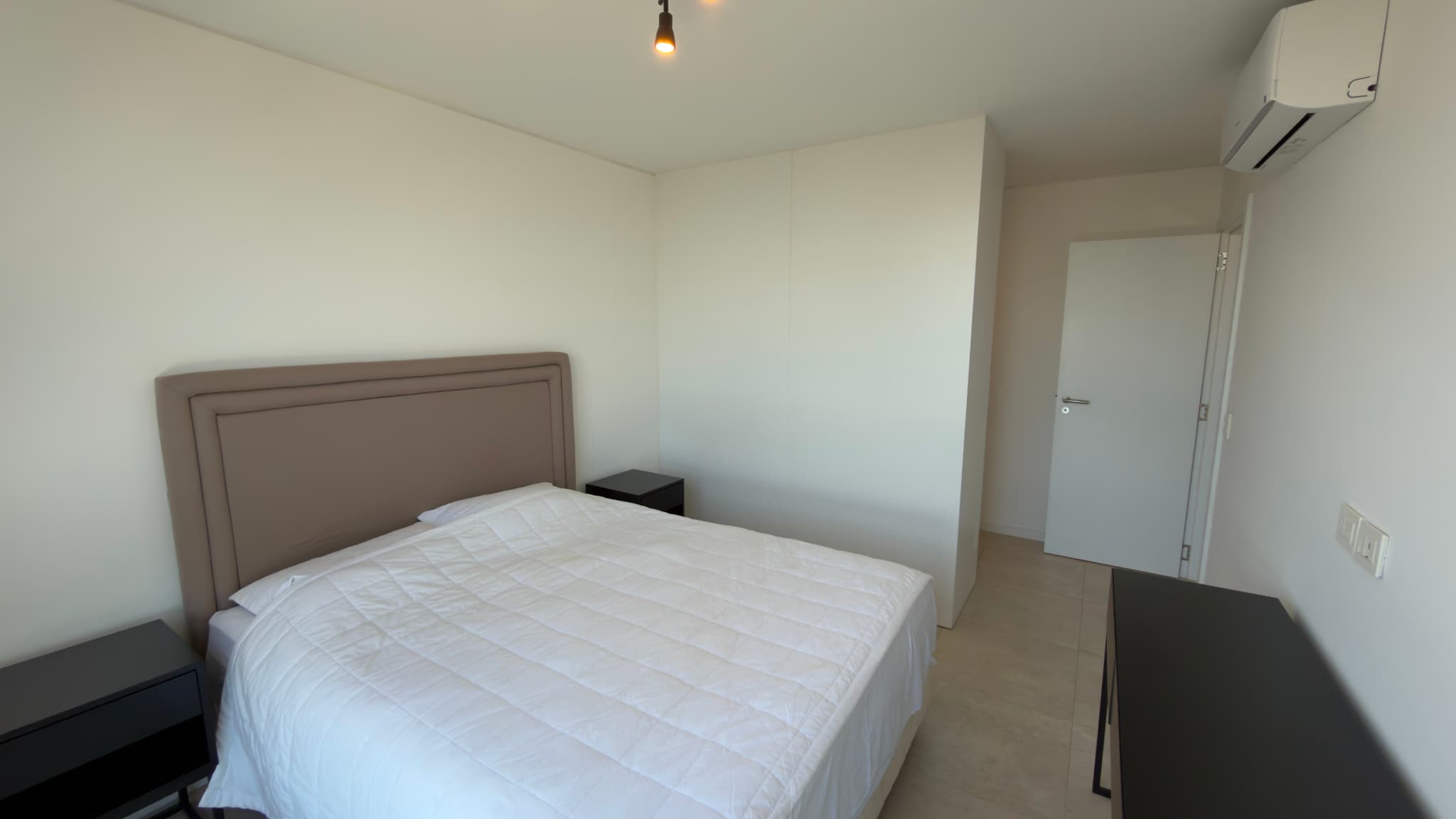*alquilo depto de 2 dormitorios (amoblado) en feel - 93 m2 - piso 16*, foto 2