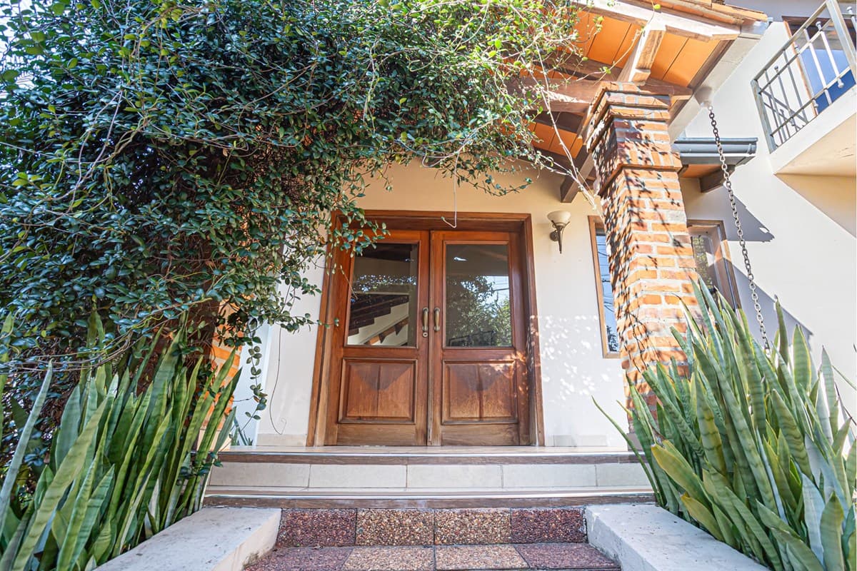 En venta hermosa casa en lambare barrio kennedy, foto 3