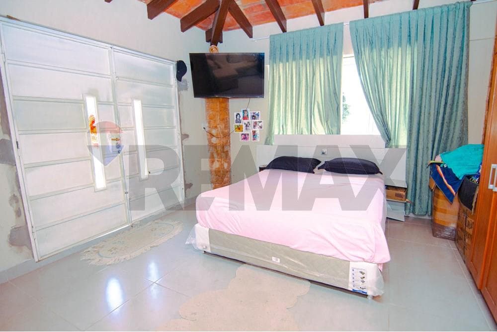 Casa - Venta - Luque, Paraguay, invierte en un nuevo hogar!, foto 5