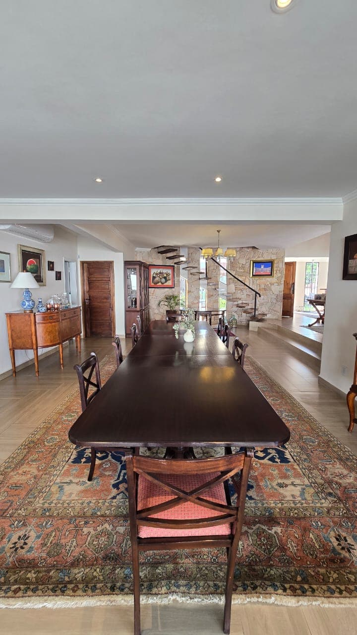 Excepcional Residencia De 600 M2 En El Barrio Mariscal López - Clho7261842, foto 4