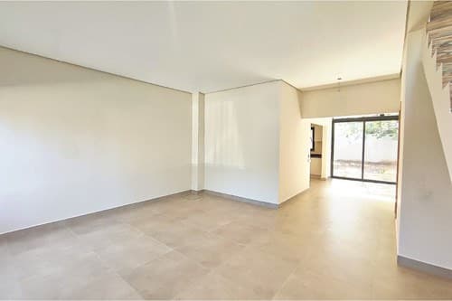 Dúplex a estrenar en barrio itá enramada!! — foto 3