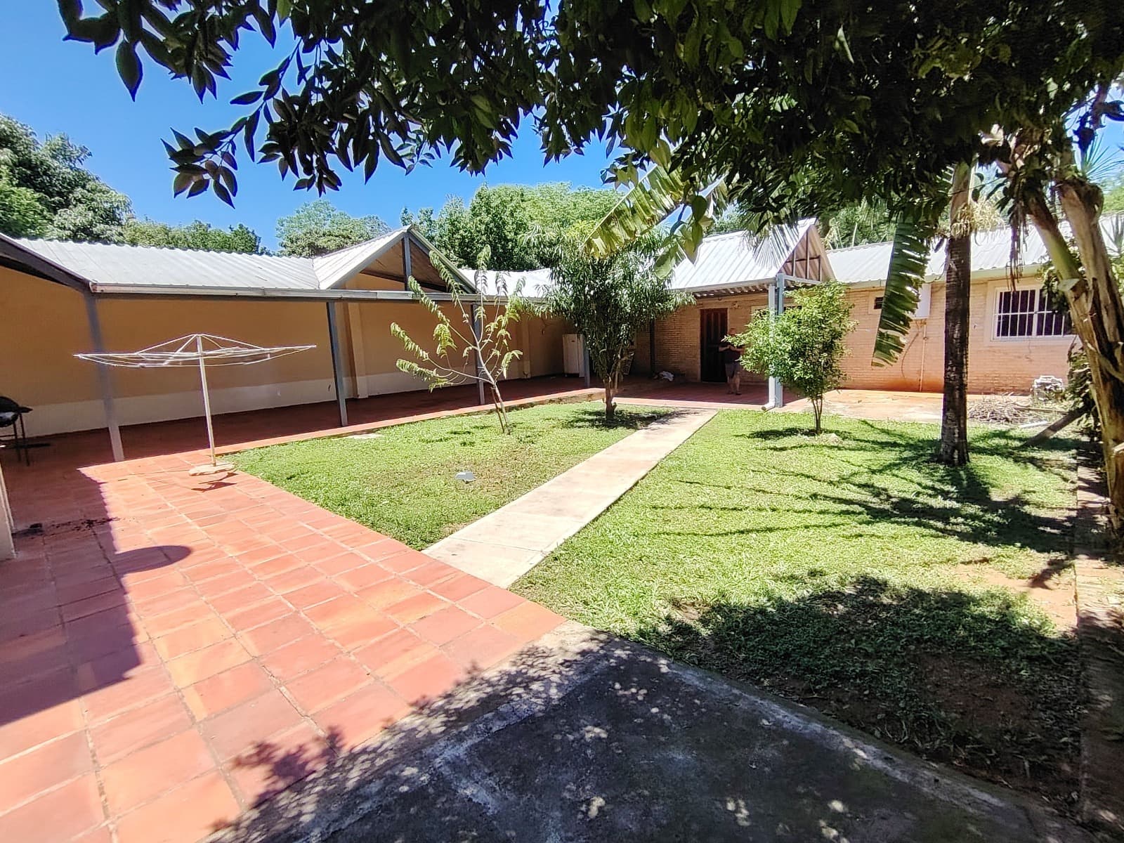 En venta casa en San Lorenzo