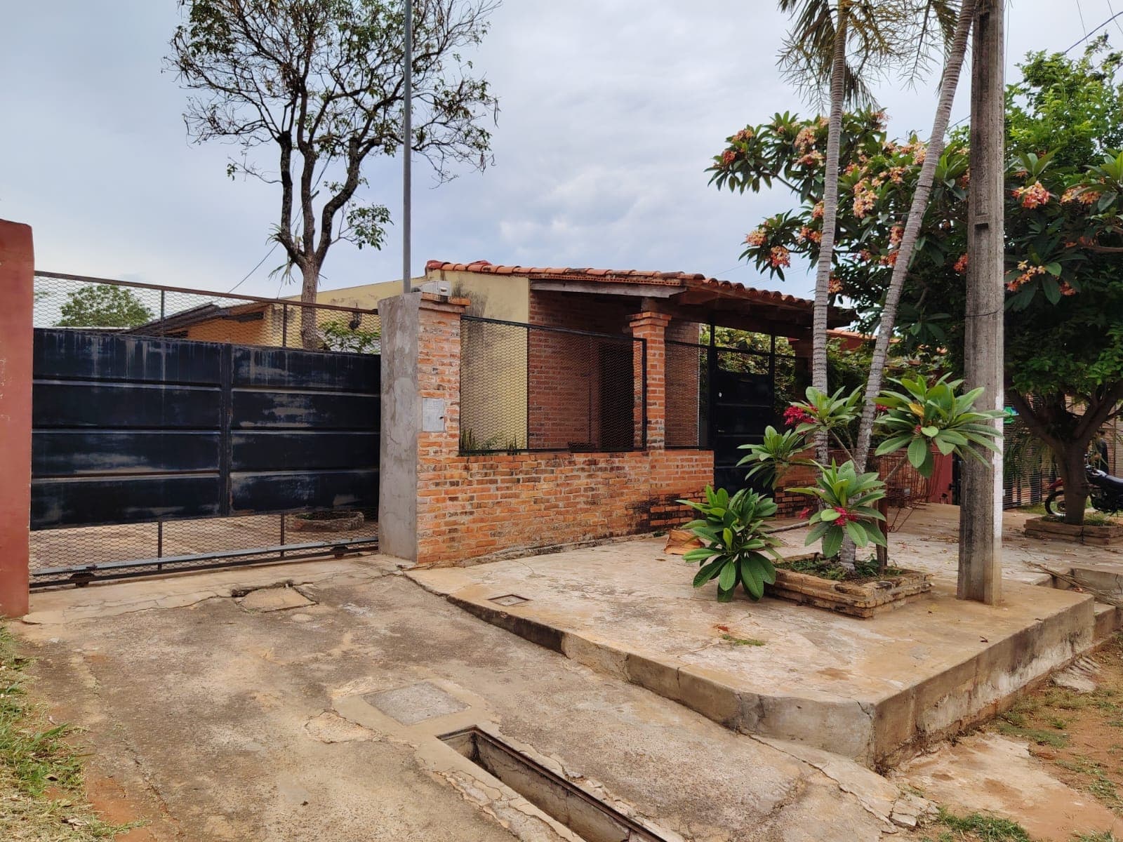 ¡hermosa Casa En Venta – San Lorenzo, B° Lérida!