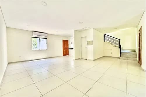 Casa-Venta-Barrio Paraiso, Luque, Central, foto 3