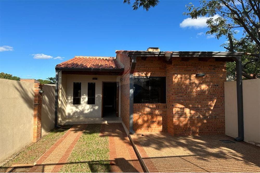 Chalet - Venta - Paraguay Central Villa Elisa