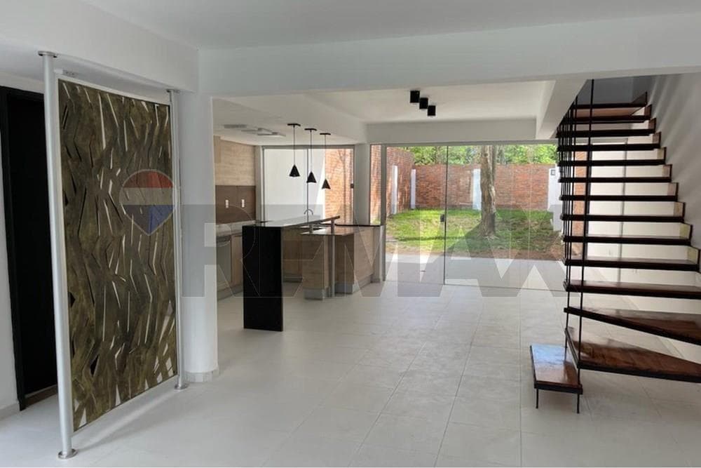 Amplio triplex zona yacht, foto 3