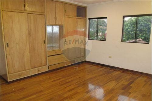 Casa alquiler zona banco central, foto 4