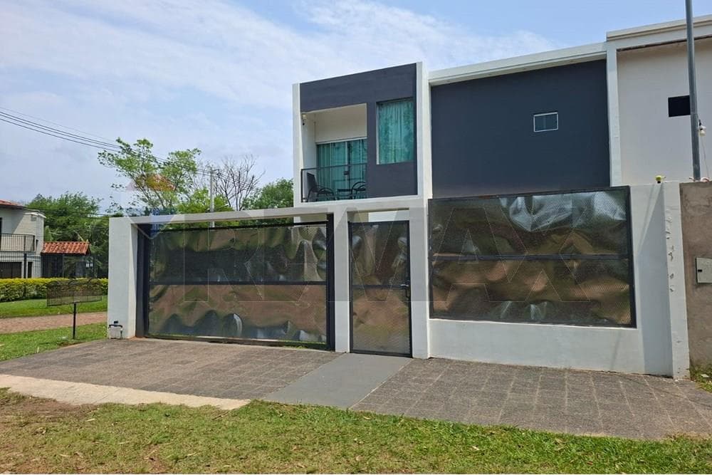 Casa - Venta - San Bernardino, Paraguay