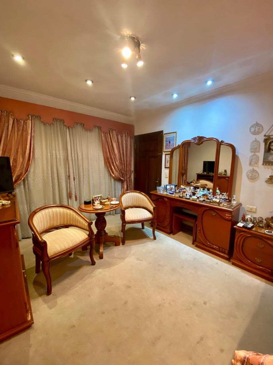 Amplia Y Funcional Residencia En Venta - En El Tradicional Barrio Las Mercedes — foto 5