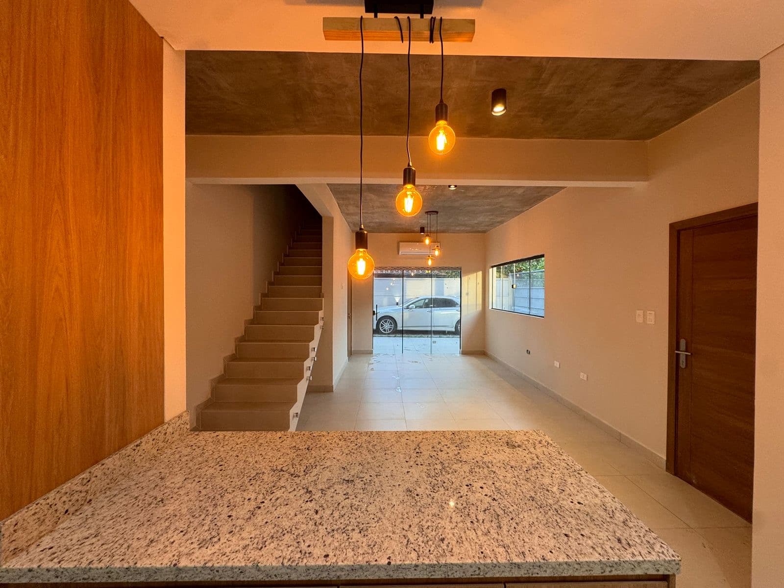 Duplex en Luque cuarto barrio villa adela, foto 2