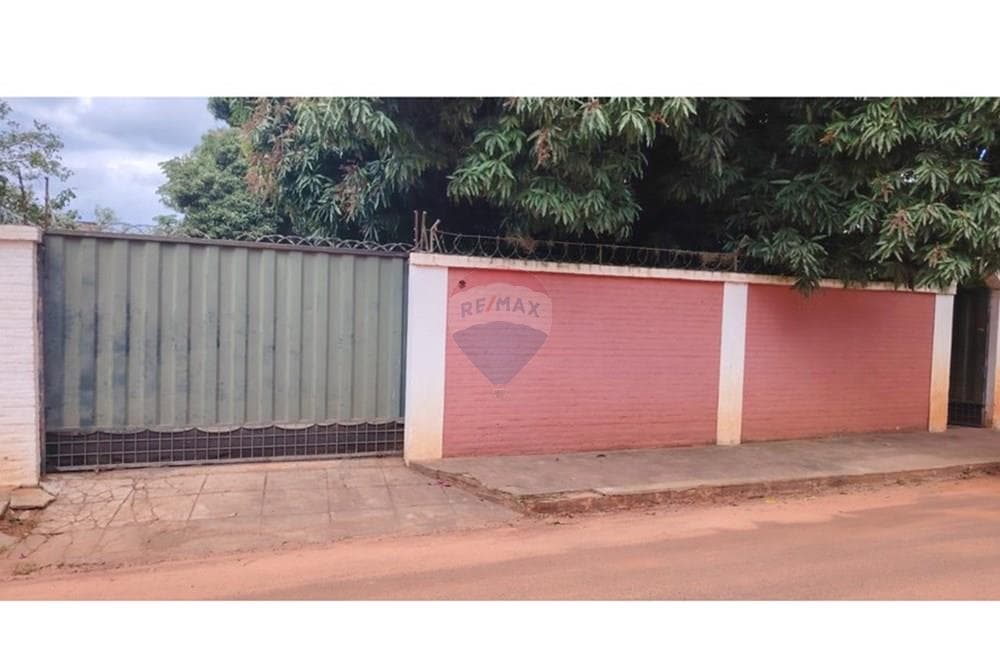 En Venta Hermosa Casa Quinta ubicada en Itauguá, foto 2