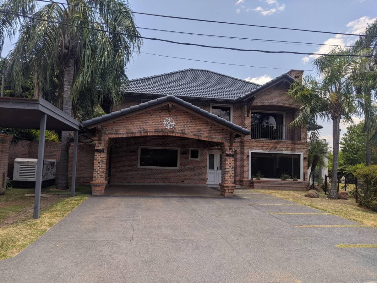 Exclusiva Residencia en Alquiler B° cerrado Montesol Luque — foto 5