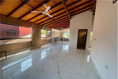 Alquiler de departamento, lambare