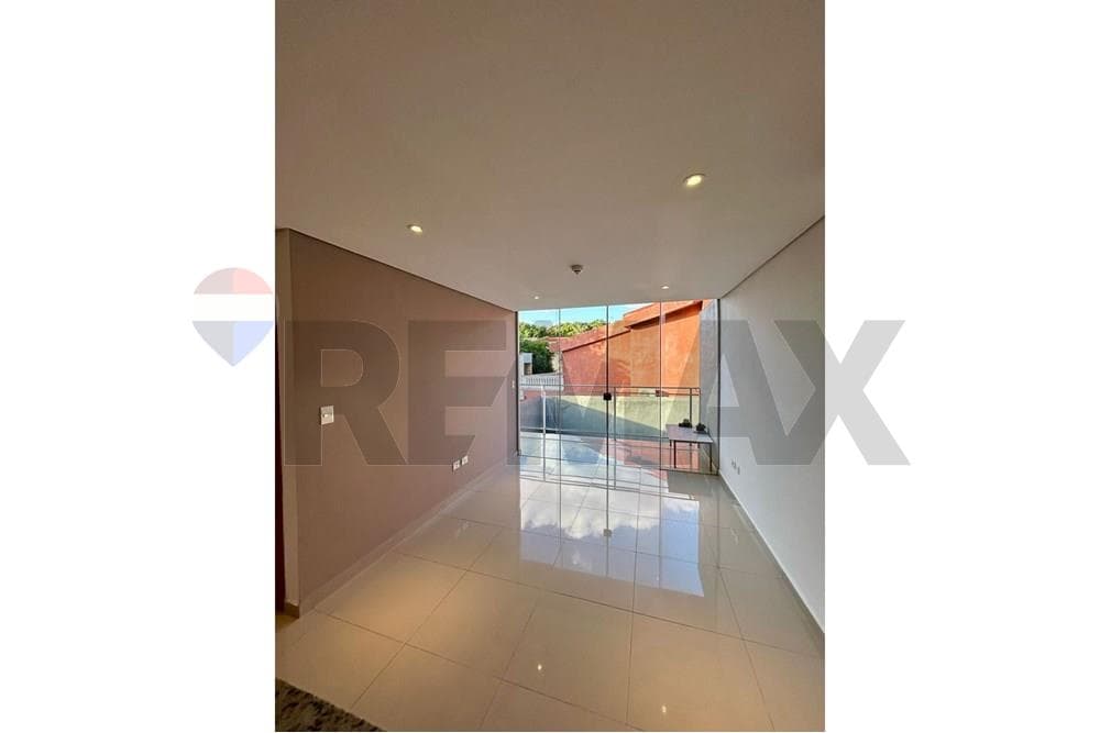 En venta departamento en edificio san rafael barrio Jara, foto 3