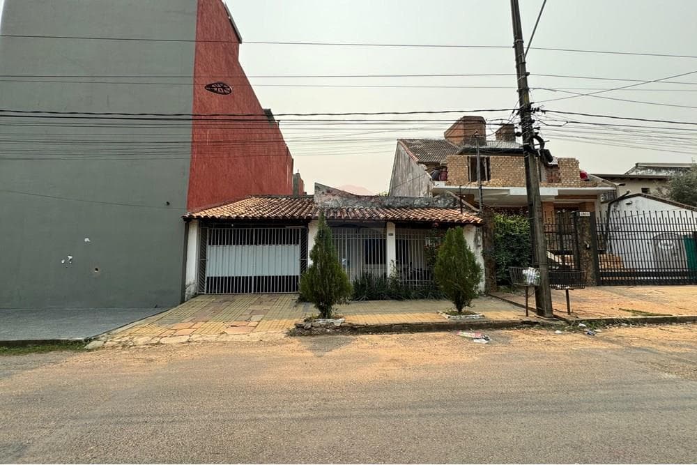 Terreno con casa a demoler, foto 2
