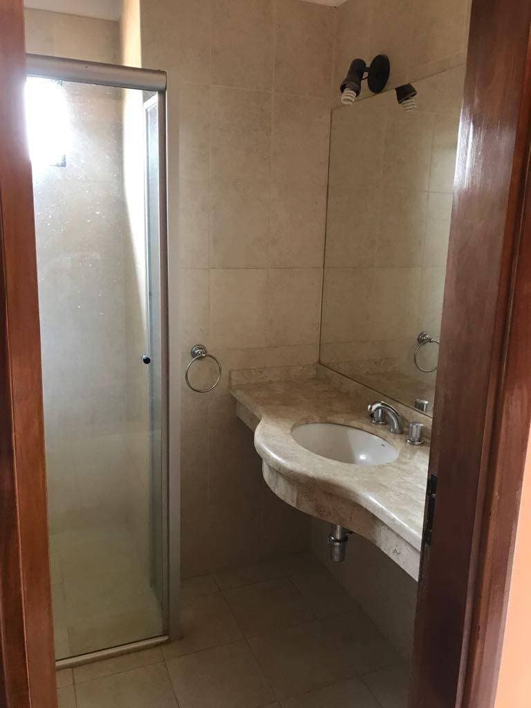¡Vendo amplio dúplex en una zona residencial privilegiada! - ID 33446, foto 3