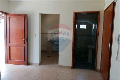 Casa-Venta-PY Central Luque Avda. Las Residentas c/ P.Hermosilla Avda. Las…, foto 5