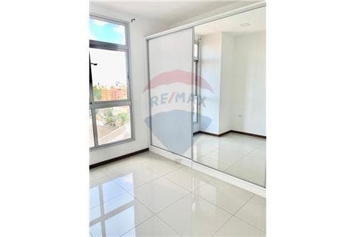 Departamento de dos dormitorios con cochera — foto 5