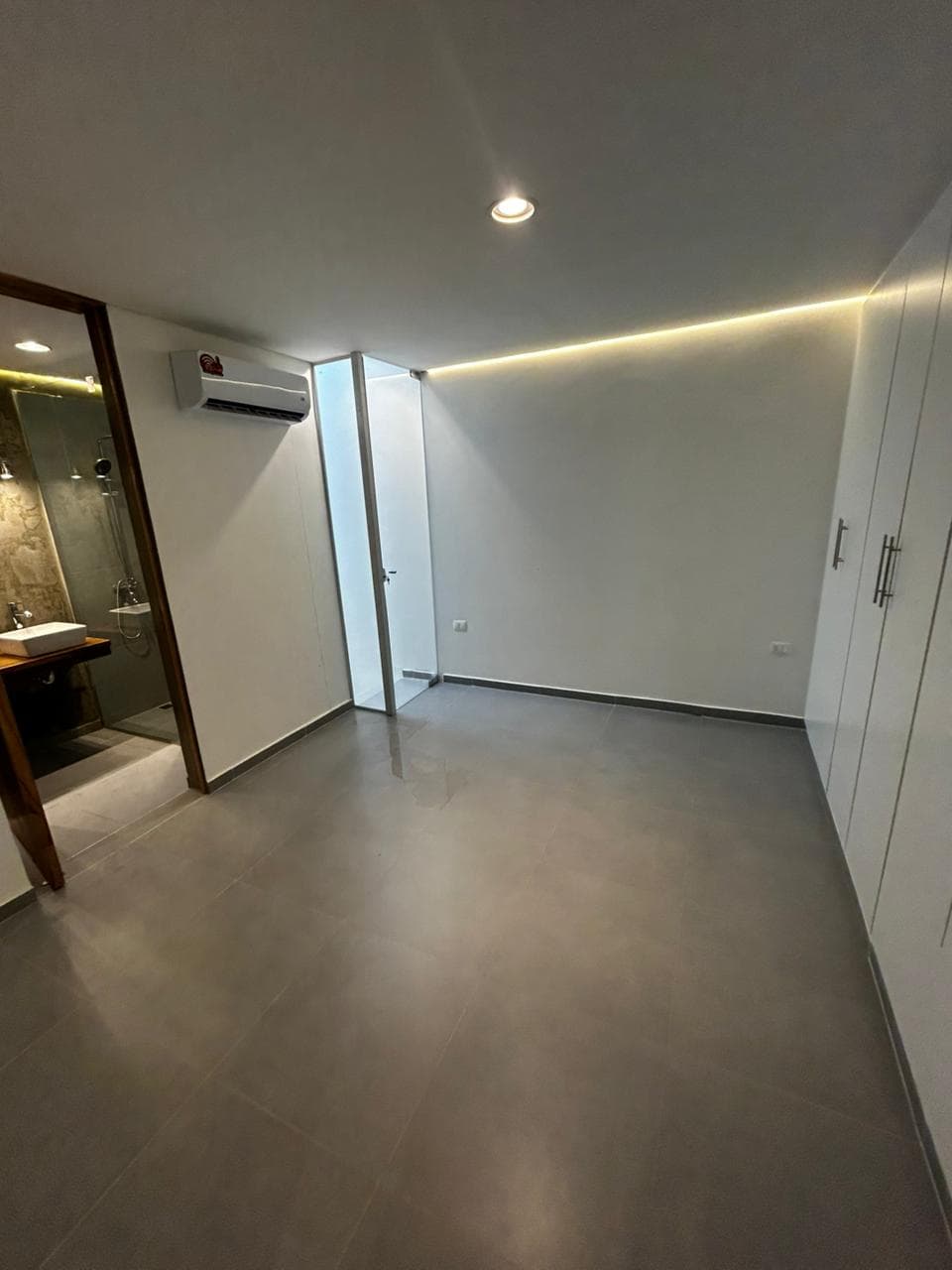 duplex a estrenar de 3 dormitorios en Fernando de la Mora zona norte, foto 2