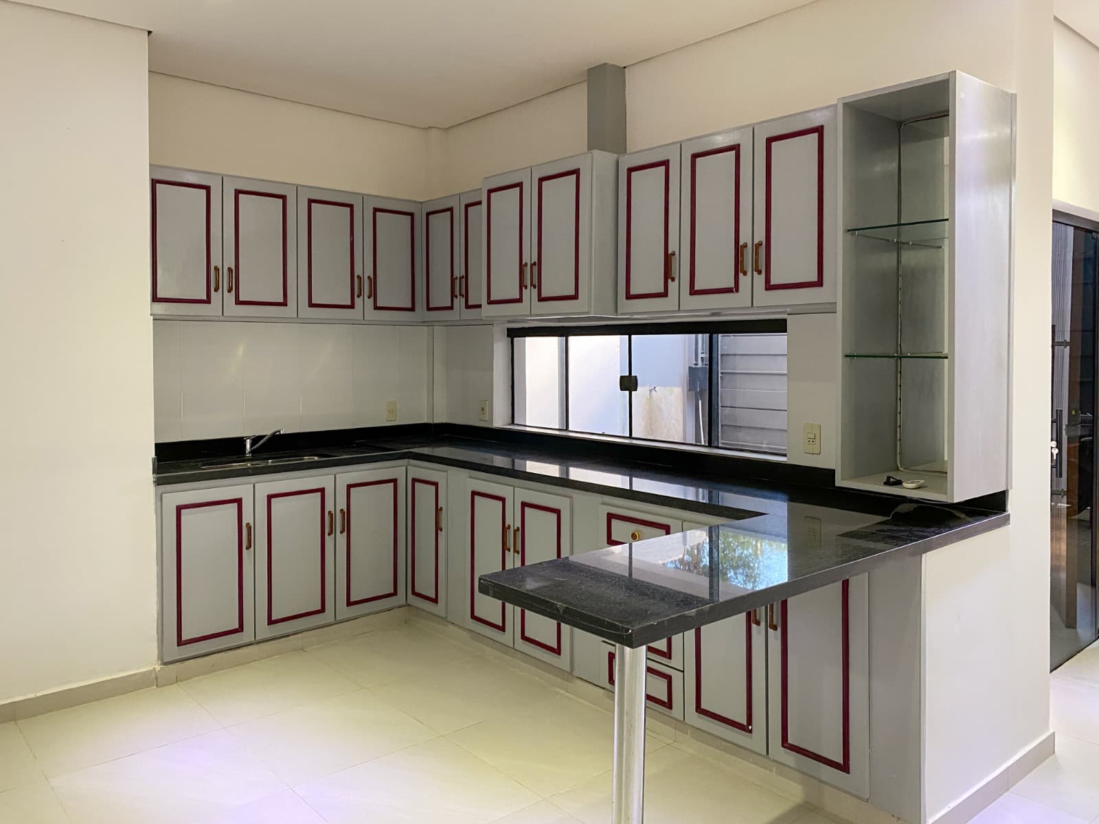 Vendo Hermoso y Amplio Duplex a Estrenar en Lambare